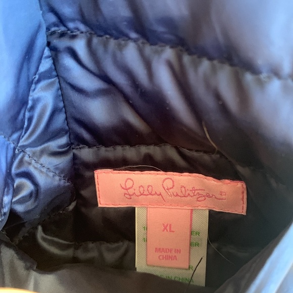 💙 LILLY PULITZER 2-in-1 NAVY PINK REVERSIBLE PUFFER JACKET down father XL Floral - Picture 2 of 16